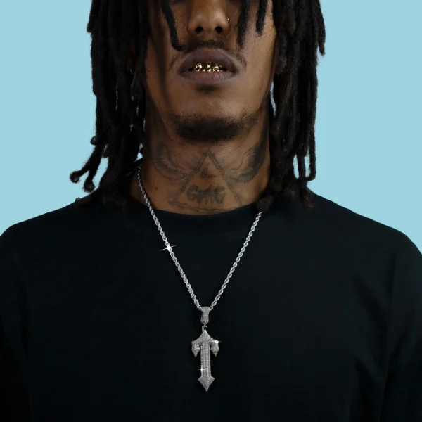 Trapstar Pendant White-3
