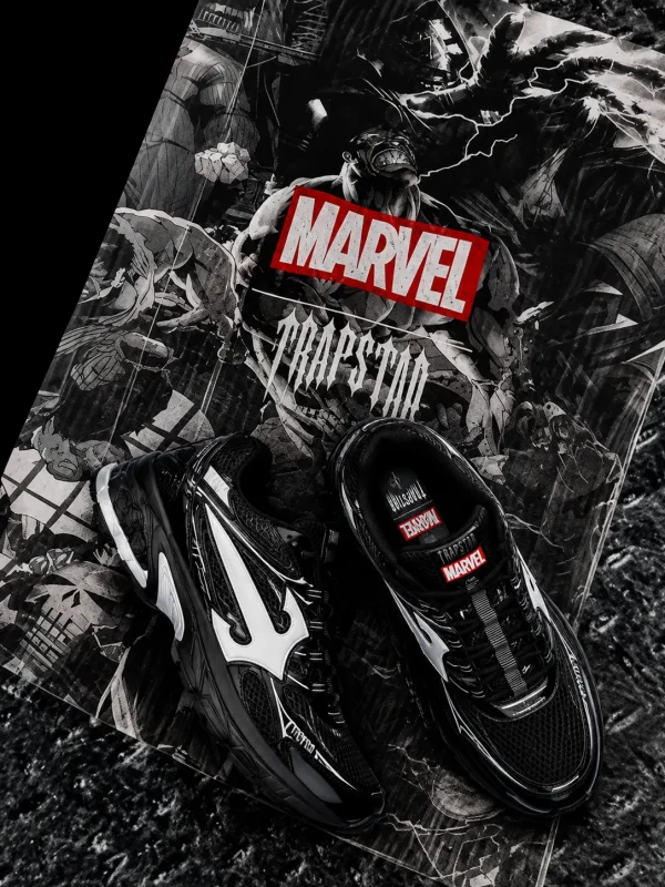 Trapstar X Marvel Spider Man Web Graphic Black Sneakers-2